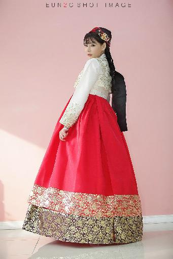 少妇在办公室被躁BD中文字幕